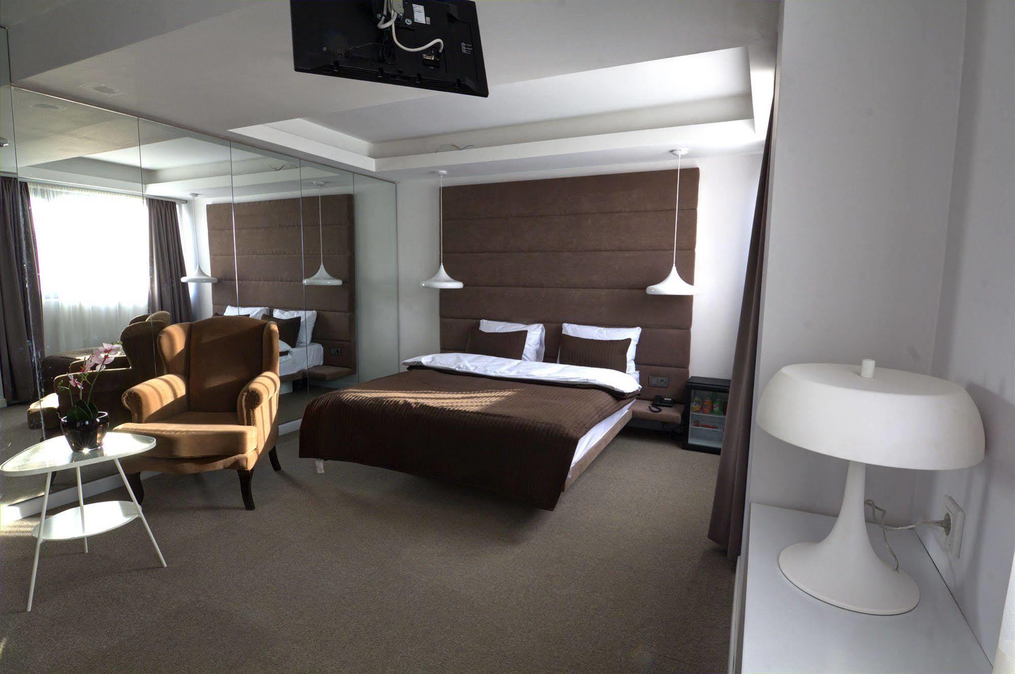 Time Hotel Mecidiyekoy Istanbul Luaran gambar
